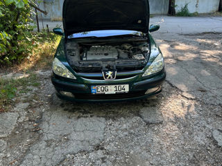 Peugeot 607, 2000