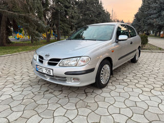 Nissan Almera foto 4