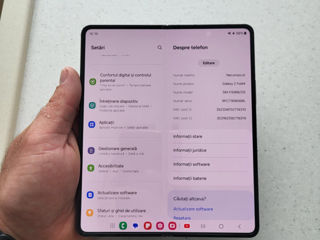 Se vinde Samsung galaxy Z fold 4 foto 3
