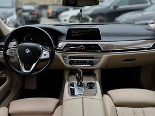 BMW 7 Series foto 6