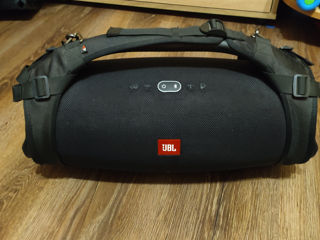 JBL BoomBox 2