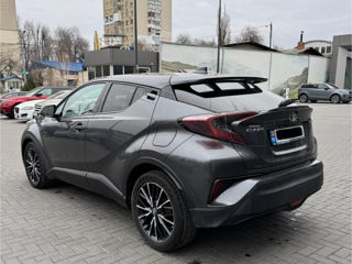 Toyota C-HR foto 5