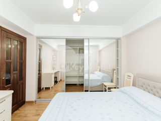 Apartament cu 2 camere, 85 m², Buiucani, Chișinău foto 11