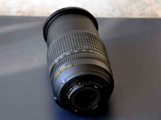 Nikon 18-105mm f/3.5-5.6G AF-S DX ED VR foto 2