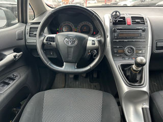 Toyota Auris foto 9