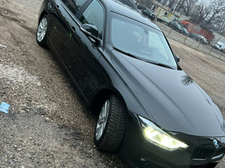 BMW 3 Series foto 5