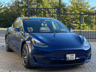 Tesla Model 3 foto 3