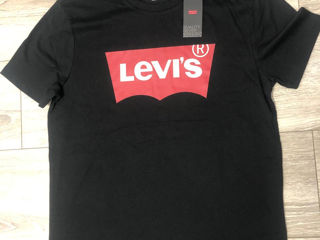 Tricouri Levis /Adidas / Versace  19V69