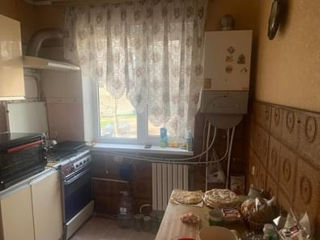 Apartament cu 3 camere, 75 m², Centru, Cupcini, Edineț foto 3