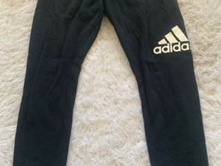 Adidas Original esential