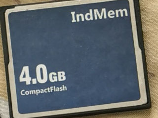 cartela de memorie Compact flash de 4gb