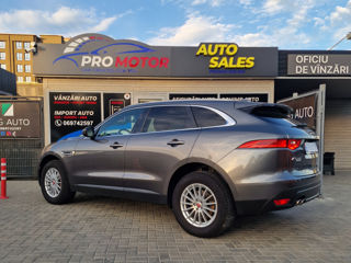 Jaguar F-PACE foto 3