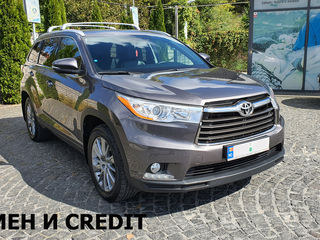 Toyota Highlander foto 6