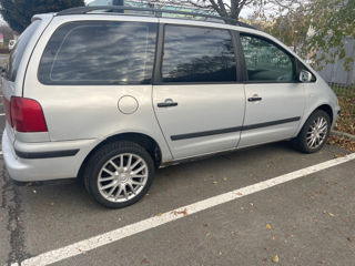 Volkswagen Sharan foto 4