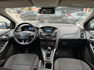 Ford Focus foto 6