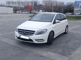 Mercedes B-Class foto 3