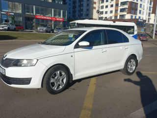 Skoda Rapid foto 3