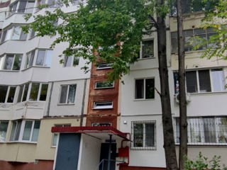 3-х комнатная квартира, 70 м², Чокана, Кишинёв