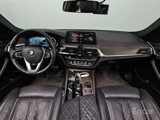 BMW 5 Series foto 5