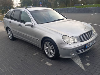 Mercedes C-Class