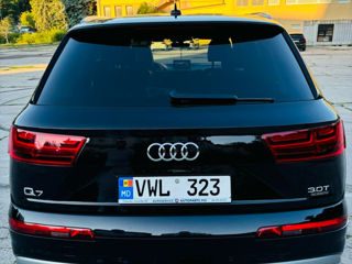 Audi Q7 foto 3