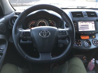 Toyota Rav 4 foto 6