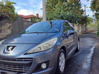 Peugeot 207 foto 3