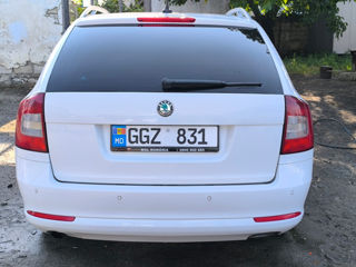 Skoda Octavia foto 2