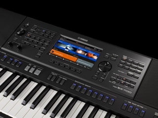 Yamaha PSR SX700 foto 0