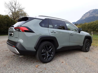 Toyota Rav 4 foto 10