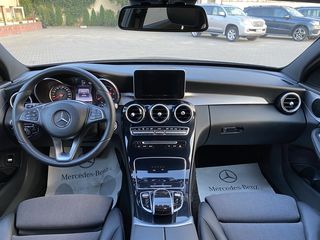 Mercedes C Class foto 9