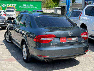 Skoda Superb foto 5