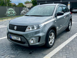 Suzuki Vitara foto 1