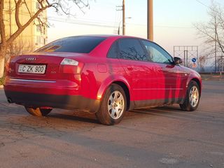 Audi A4 foto 4