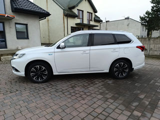 Mitsubishi Outlander foto 5