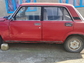 Lada / ВАЗ 2105 foto 3