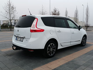 Renault Grand Scenic foto 4