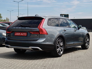 Volvo V90 Cross Country foto 4