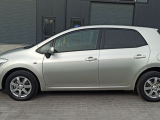 Toyota Auris foto 6