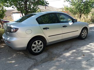 Mazda 3 foto 2