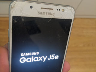 Samsung j5 2016 foto 2