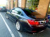 BMW 7 Series foto 2