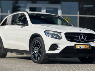 Mercedes GLC foto 3