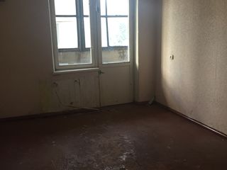 Vand apartament 3 camere s. Bulboaca r.anenii noi foto 2