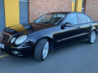 Mercedes E Class foto 1