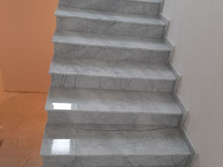 Scări, trepte din marmura și granit. Лестницы и ступени из мрамора и гранита. foto 2
