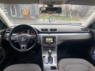 Volkswagen Passat foto 7