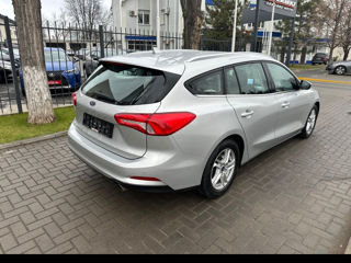 Ford Focus foto 6