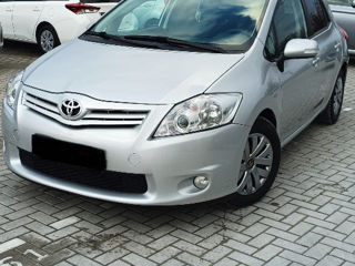 Toyota Auris foto 2