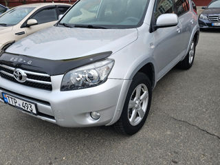 Toyota Rav 4 foto 2